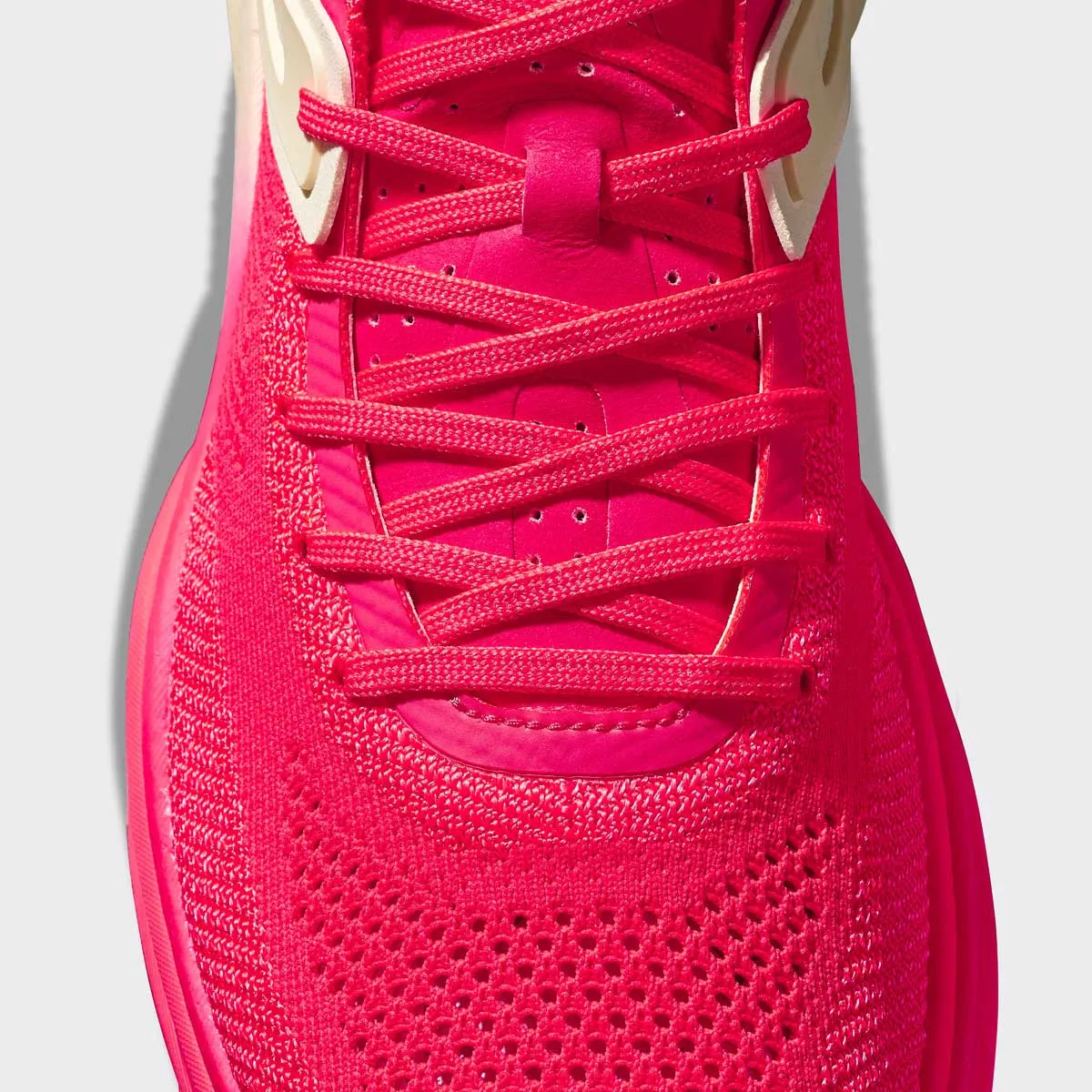 APL McLaren HySpeed Magenta / Pristine / Ombre