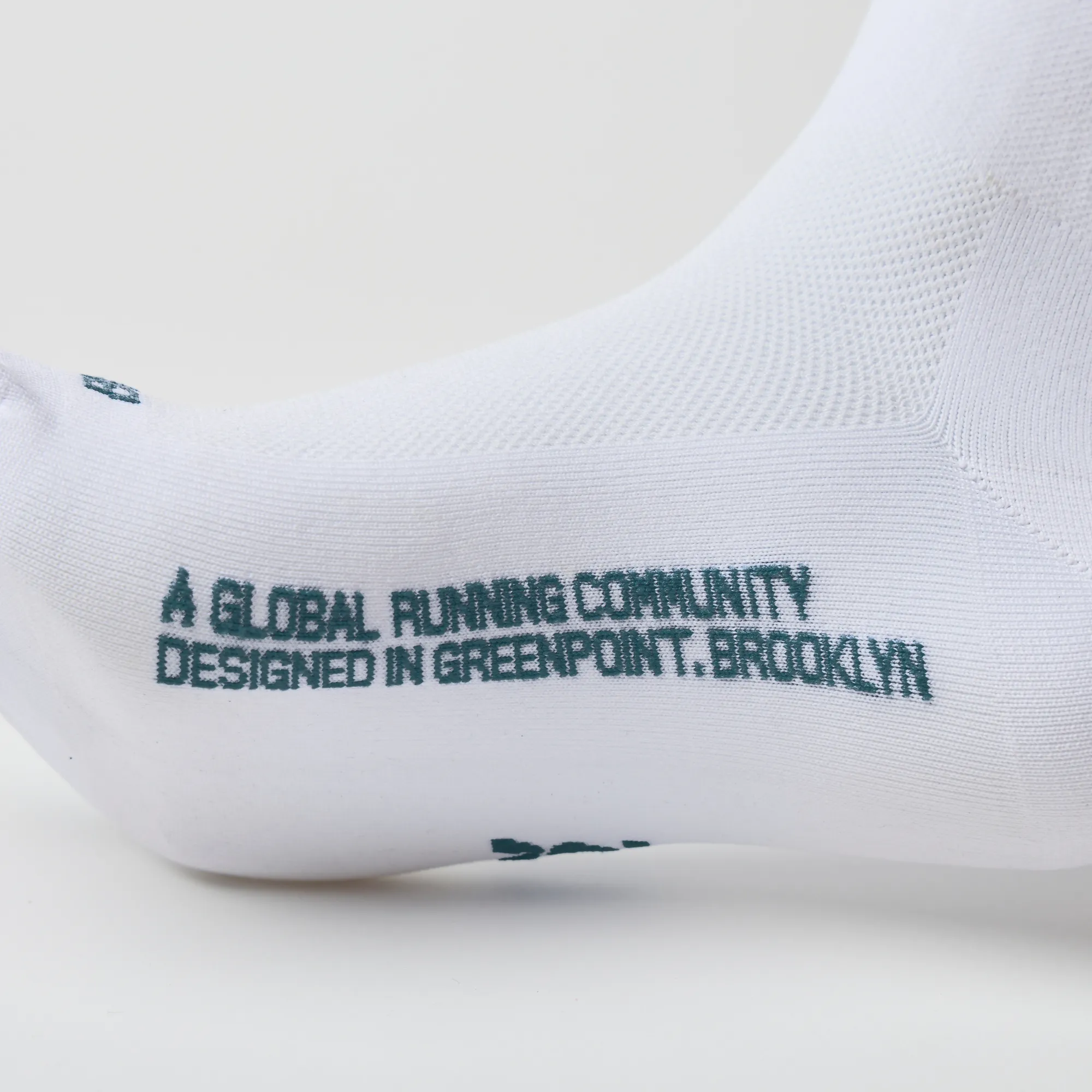 Bandit Lite Run Quarter Socks