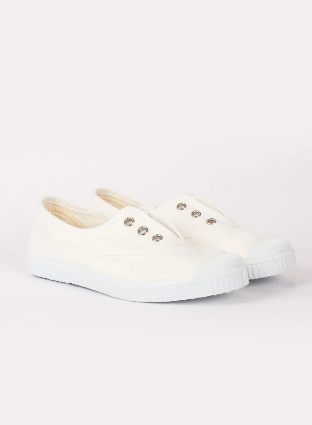 Hampton Canvas Plum Plimsolls in White