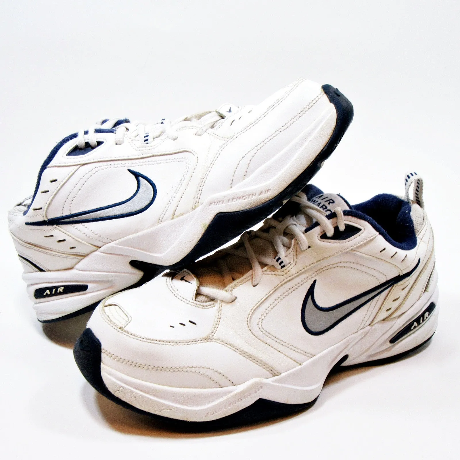 NIKE - Air Monarch