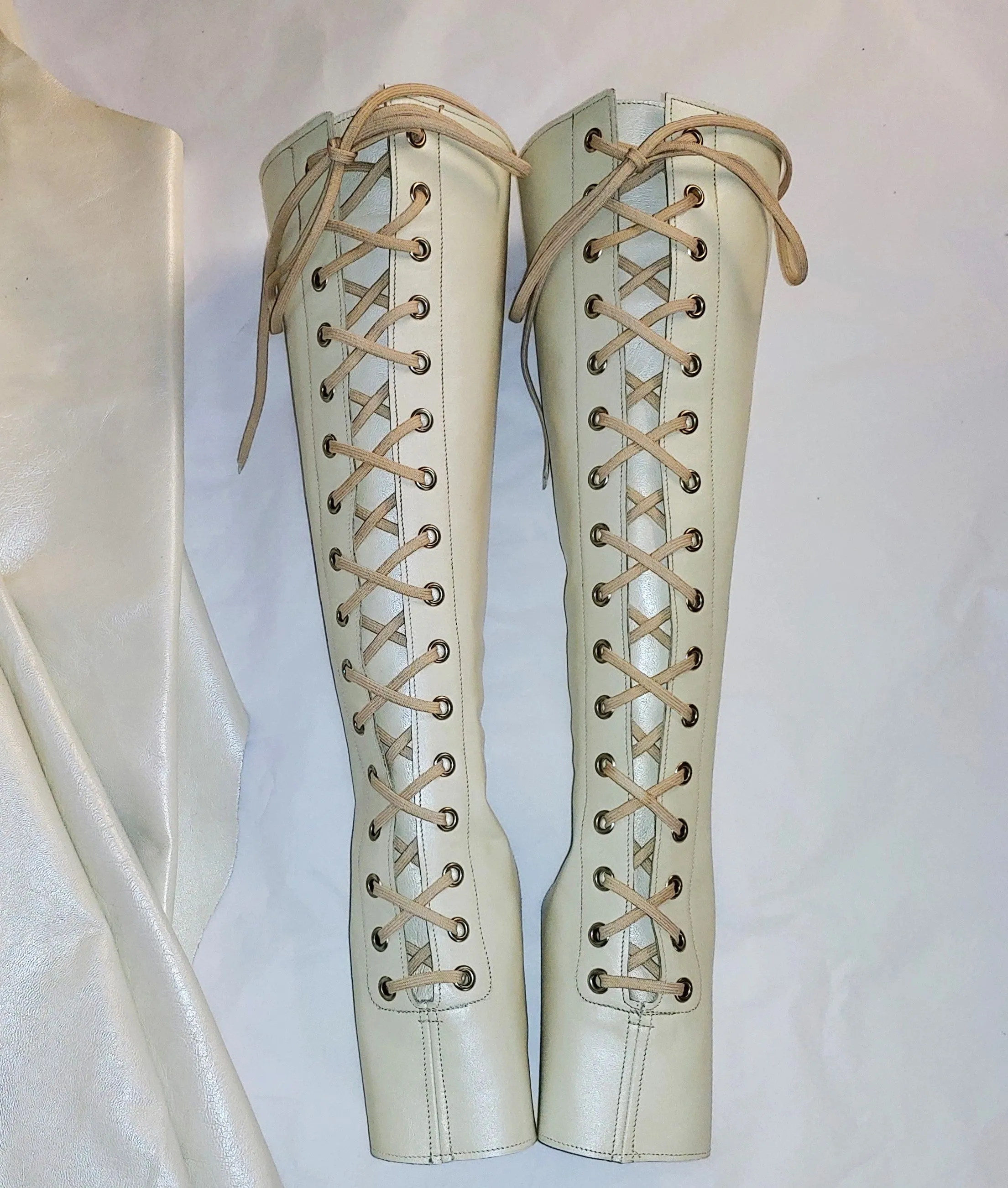 Pearl Cream Aerial boots w/ FRONT Lacing