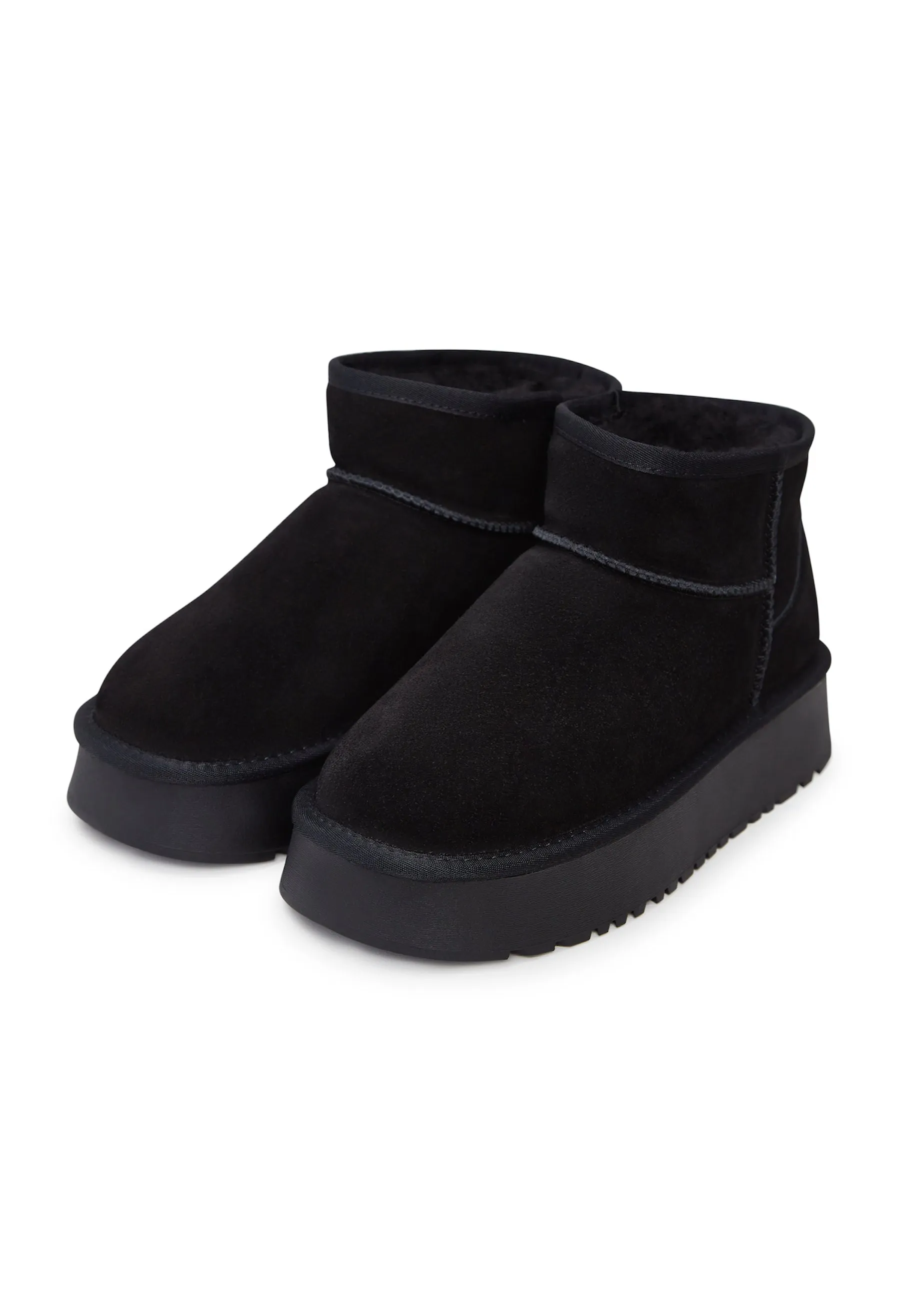 Suede Platform Winter Boots - Black