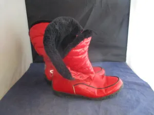 Used Sporto Cold Red Snow Boots Size 6